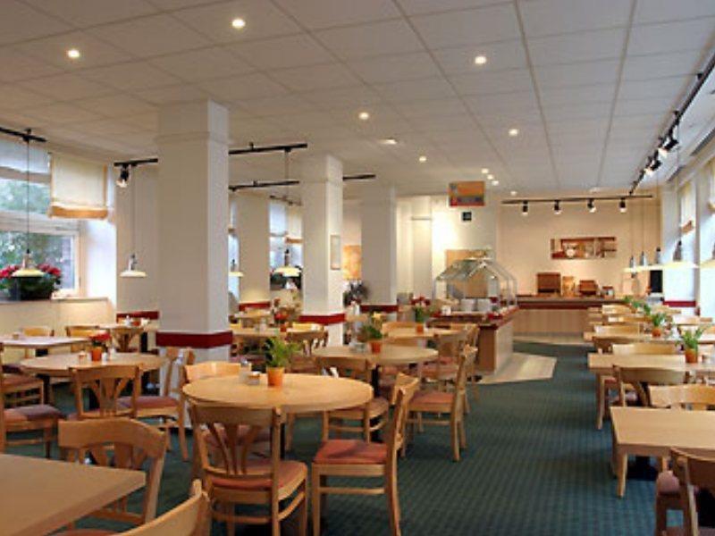 Hotel Ibis Hauptbahnhof 2*