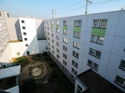 Hotel Ibis Hauptbahnhof 2*